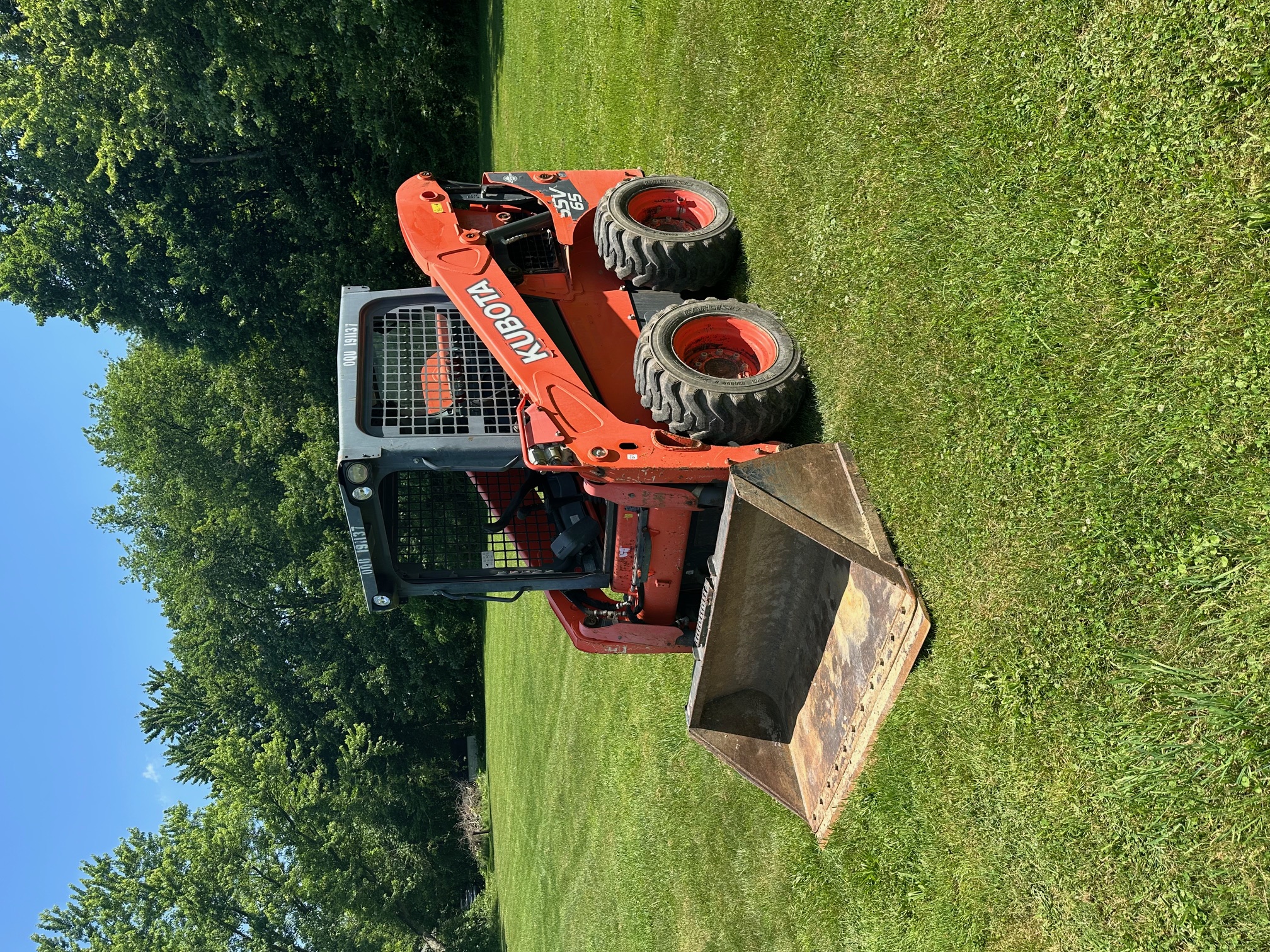 2017 KUBOTA SSV65 - Image 7